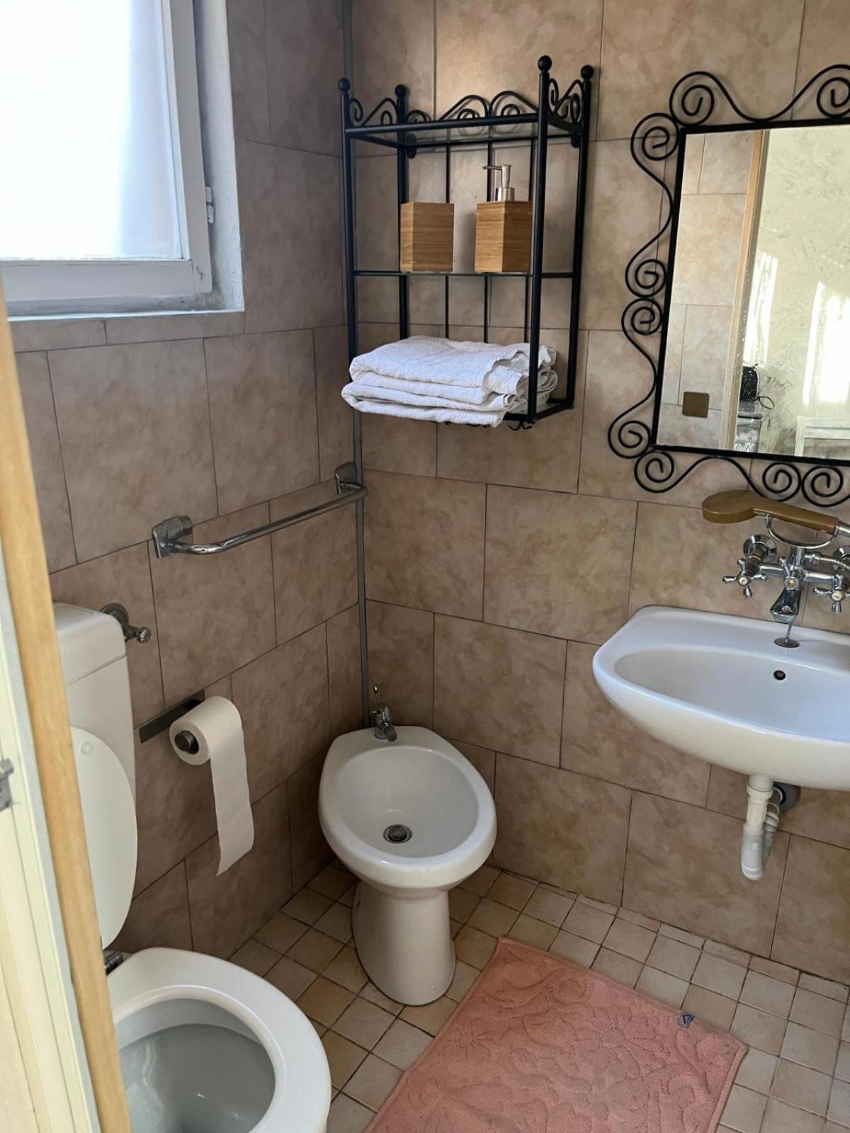 Casa Alessia Apartment Pisogne Bagian luar foto