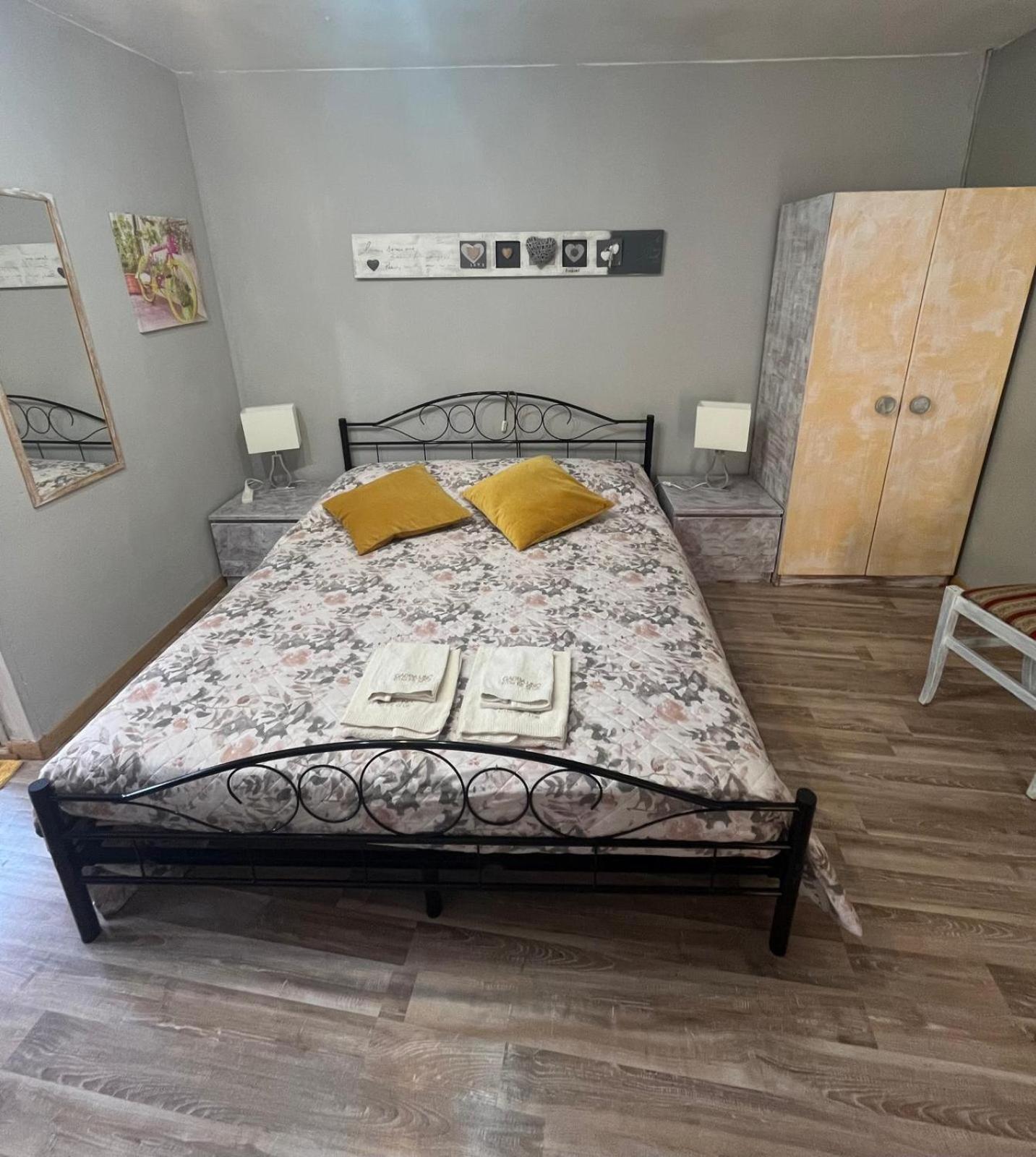Casa Alessia Apartment Pisogne Bagian luar foto